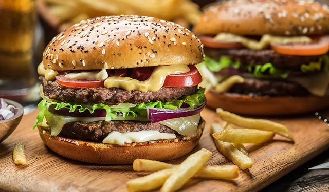 Sırrı açığa çıktı! Bu tarifle bir daha dışarıda Hamburgerler yemeyeceksiniz