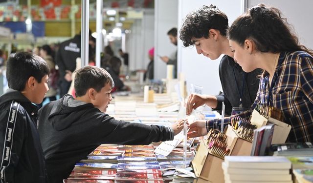 Çorum Kitap Kültür Günleri’nde öğrencilere büyük sürpriz