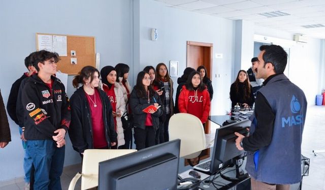 Tecde Anadolu Lisesi öğrencilerinden MASKİ'ye ziyaret