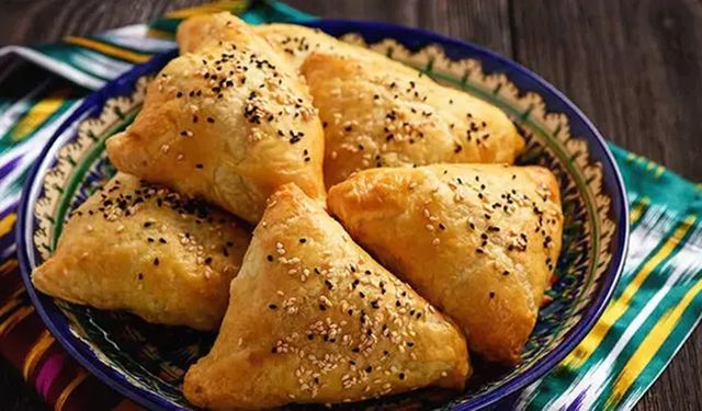 Bu böreği yiyenler tarif isteyecek: 5 dakikada çıtır Börek tarifi