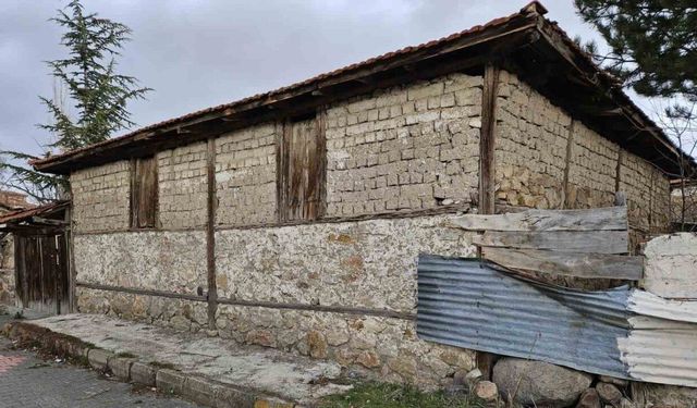 Çankırı Valiliği’nden metruk bina açıklaması: "Son bir ayda 13 metruk bina yıkıldı"