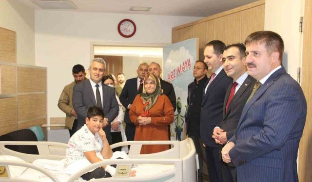 Karaman Valisi Sarıibrahim, yeni yıla kurumları ziyaret ederek girdi