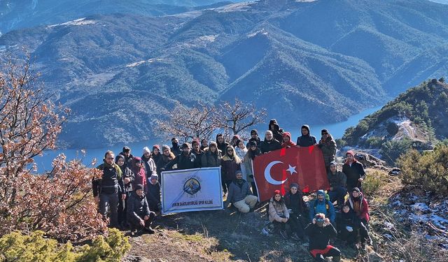 Çorumlu dağcılar şehitler ve gaziler için yürüdü