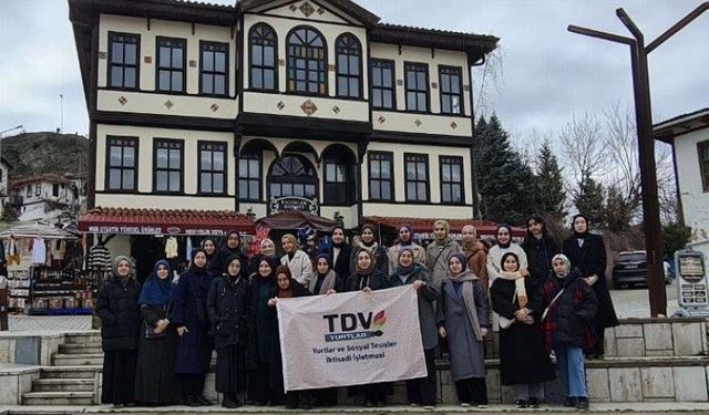 Sakarya'da üniversite öğrencileri tarih kokan sokaklarda