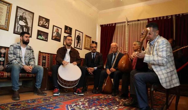 Kırşehir’de 251 halk ozanı belge sahibi oldu