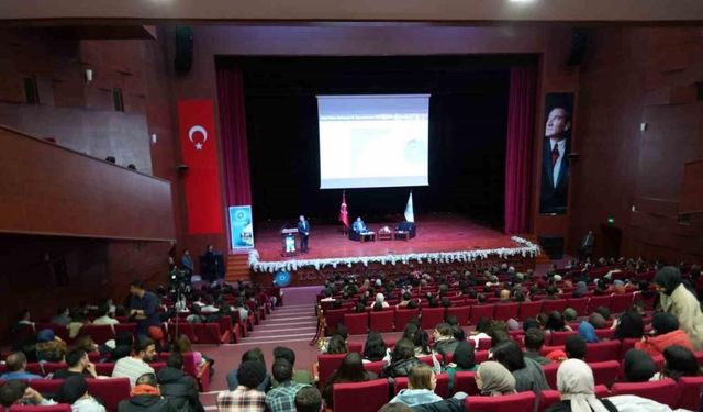 Niğde’de öğrenci ve akademisyenlere TÜBİTAK destekleri anlatıldı