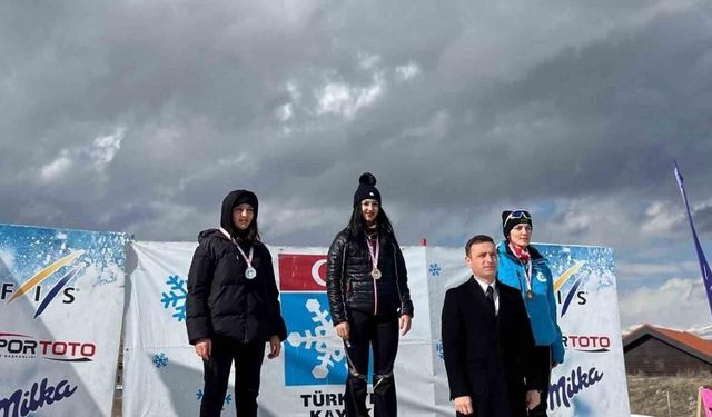 Niğdeli sporcudan 2 altın madalya