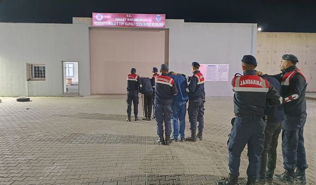 Yozgat'ta darp ettikleri kişiye zorla 1 milyon liralık senet imzalatan zanlılar Çorum'da yakalandı