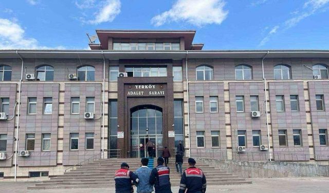 Yozgat’ta aranması olan 12 şahıs yakalandı