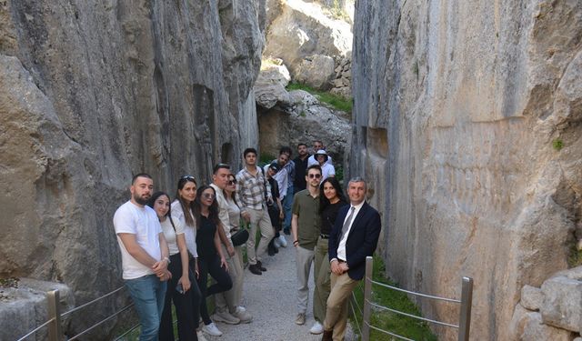 Geleceğin turizm profesyonelleri Hattuşa ve Alacahöyük'ü keşfediyor!