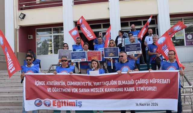 Eğitim-İş: “Türkiye Yüzyılı dediler, eğitimi 100 yıl geri götürdüler”