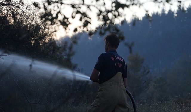 Balıkesir itfaiyesi yangına hızlıca müdahale etti