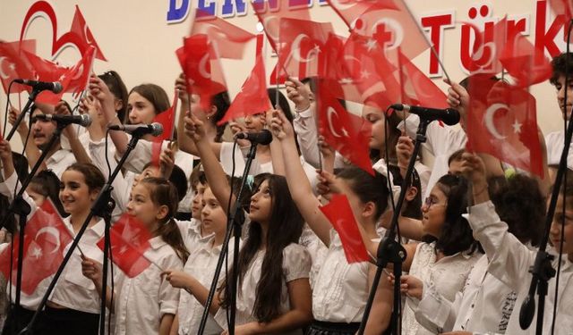 İzmit Sanat'ta yıl sonu gösterisi