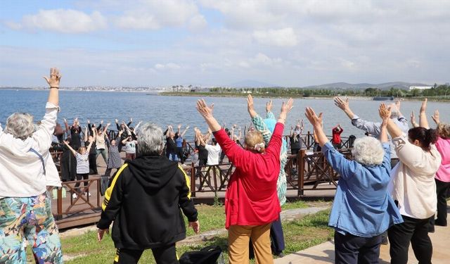 Kocaeli'de aktif yaşayıp, hayattan kopmadılar!