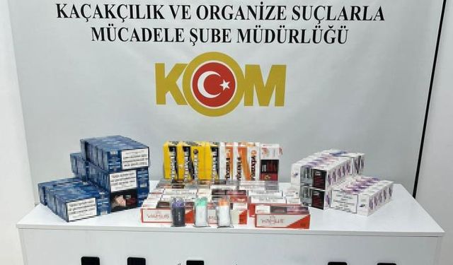 19 adet gümrük kaçağı cep telefonu ve çok sayıda aksesuar ele geçirildi