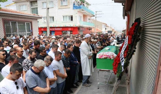 Canice katledilen anne ve oğlu aynı tabutun içinde son yolculuğuna uğurlandı