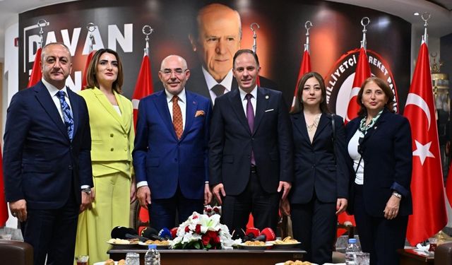 CHP heyetinden MHP’ye bayram ziyareti