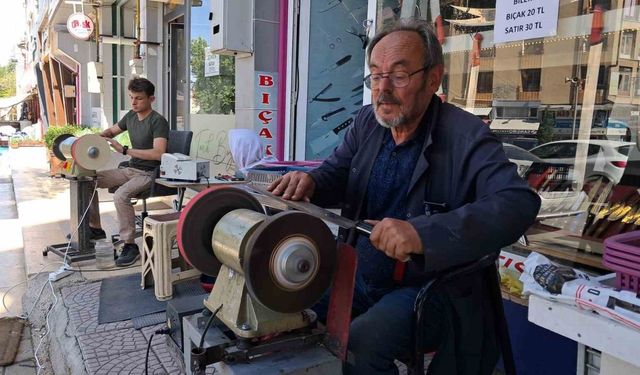 Karaman’da bayram öncesi bıçakçılara talep az