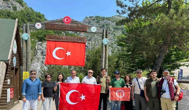 Kastamonu’yu gelen Kazakistan heyeti, Horma Kanyonuna ve cam terasa hayran kaldı