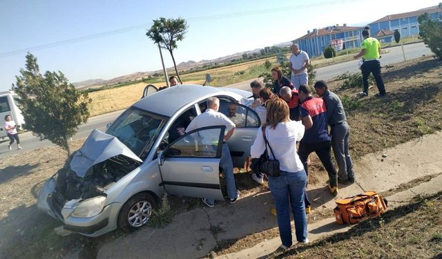 Kavşakta zincirleme kaza: 5 yaralı