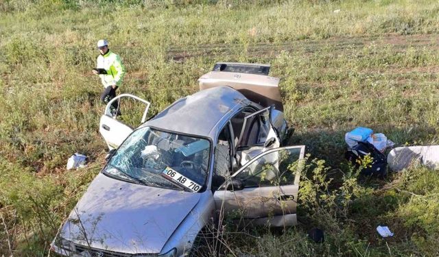 Çorum Alaca’da Feci Kaza: Aile Aracının Tarlaya Uçmasıyla 7 Kişi Yaralandı