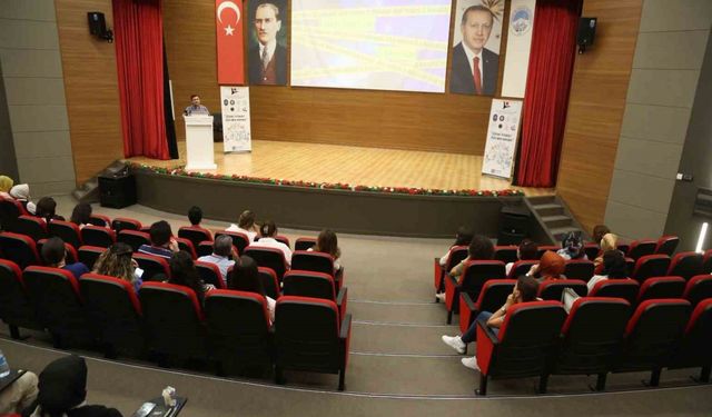 Melikgazi Belediyesi üstün yetenekli öğrencilere desteğini sürdürüyor