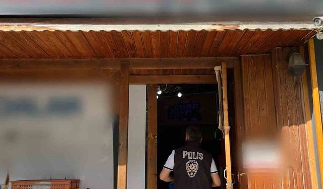 Polis ekiplerinden okul çevrelerinde denetim