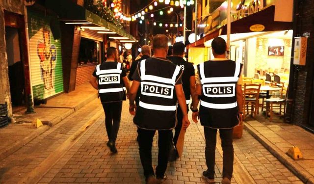 Polis ekiplerinin ‘Barlar Sokağı’ denetimleri devam ediyor