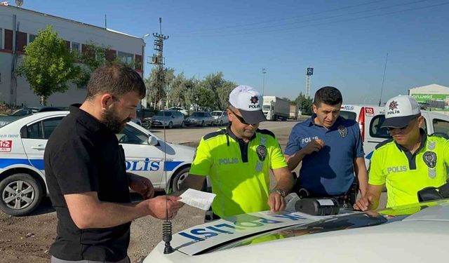 Sahte plaka ile yakalanıp 48 bin lira ceza yiyen sürücü gözaltına alındı