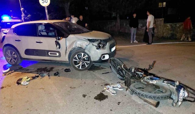 Samsun’da motosiklet ile otomobil çarpıştı: 1’i ağır 2 yaralı