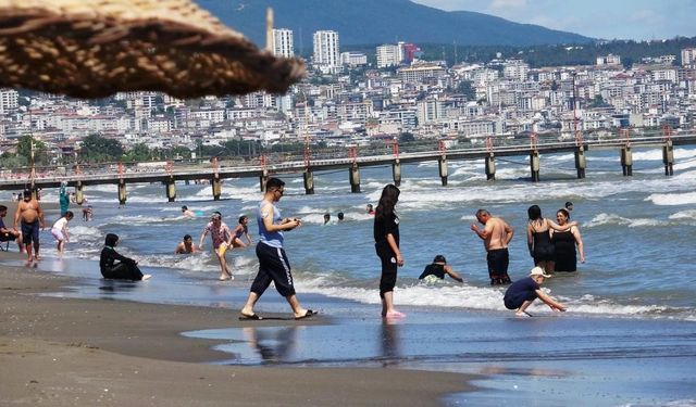 Samsun’un iki günlük serinleme bilançosu: 11 boğulma tehlikesi, 1 kayıp