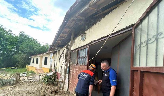 Sivas’ta heyelan meydana geldi, facianın eşiğinden dönüldü