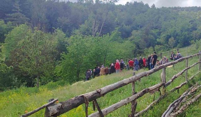 Traktörün altında kalan sürücü hayatını kaybetti