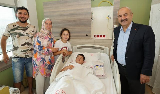 Gebze'de çocuklara moral hediyesi