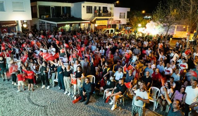 Güzelbahçe’de milli coşku meydanlara taştı