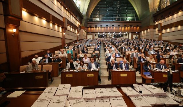 İstanbul büyükşehir belediyesi ve İstanbul barosu arasında önemli protokol imzalanıyor