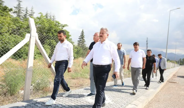 Kayseri Melikgazi'de yol çalışması tam gaz