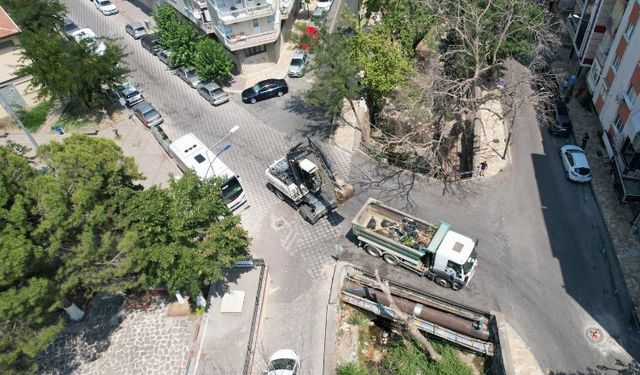 Manisa Büyükşehir’den Çaybaşı Deresi’ne Hayat Veren Temizlik