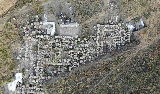 Hitit Kayıp Şehri Zippalanda Uşaklıhöyük'te Keşfedildi: Dünyanın En Eski Mozaiği