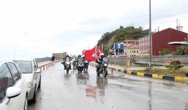 Motosikletçilerden İstiklal Yolu'na Saygı Sürüşü: 344 Kilometrelik Tarihi Yolculuk