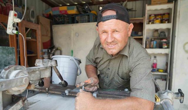 30 Yıllık Mezarcıdan Mesleğin Zorlukları: "İnsanlar Benden Uzak Duruyor"