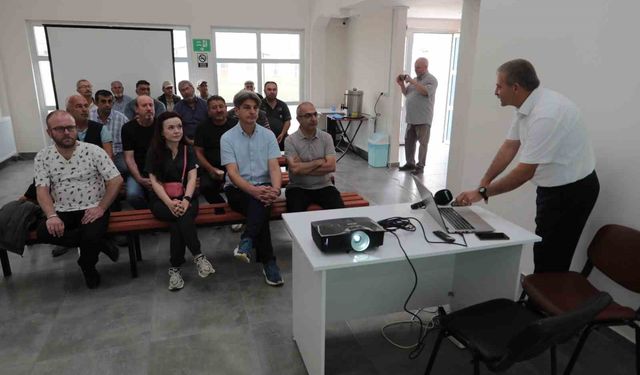 Odunpazarı’ndan güvercin yetiştiriciliği ve hastalıkları eğitimi