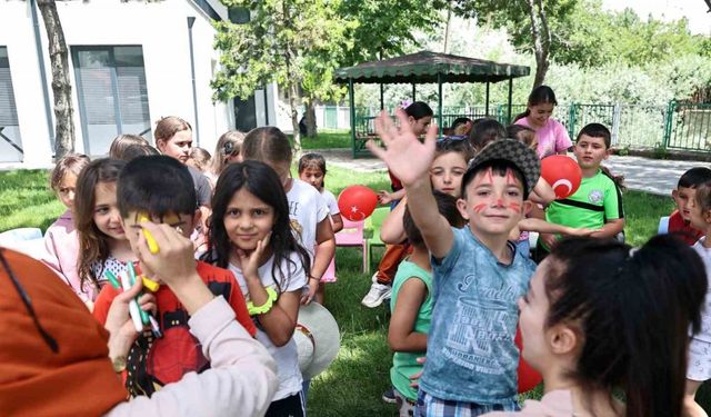 Talas kazan, Gezici Kütüphane kepçe