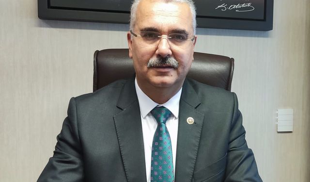 Yusuf Ahlatcı; "Tarihin en karanlık gecelerinden biri olan 15 Temmuz'da Türk Milleti olarak destan yazdık"