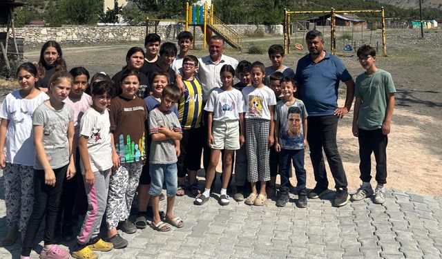 Başkan Dereli, Çukuraluç Köyü’nde gençlerle buluştu