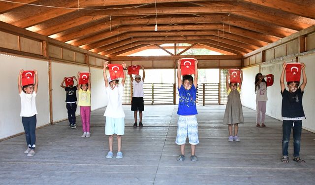 Onarılan köy okulu fındık işçilerinin çocuklarına "eğitim yuvası" oldu