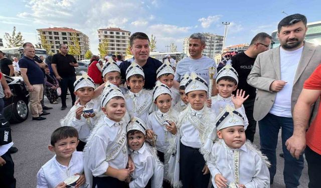 Aksaray Belediyesi’nden coşkulu toplu sünnet şöleni