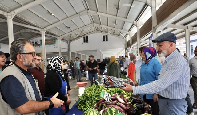 Başkan Çolakbayrakdar’a ekolojik pazar teşekkürü