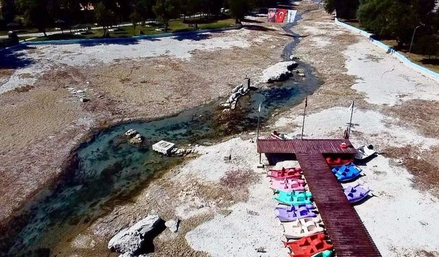 Başkan Konakcı, “Sakaryabaşı için kaçakların kapatılması ve sondaj çalışması için DSİ’den yardım bekliyoruz”