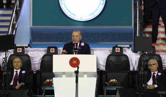 Cumhurbaşkanı Erdoğan: "Bölücü terör örgütüne karşı mücadelede tarihi kazanımlar elde ettik"